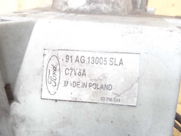 PHARE DROIT FORD ESCORT - Vue 3